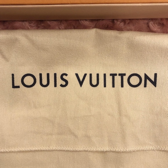 SOLD Authentic Louis Vuitton Epi Twist Wallet in Rose Ballerine - Picture 17 of 17